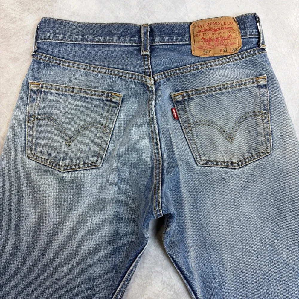 Levi's 501 Jeans Mens 31x30 Distressed Light Wash Grunge Made in Mexico Denim